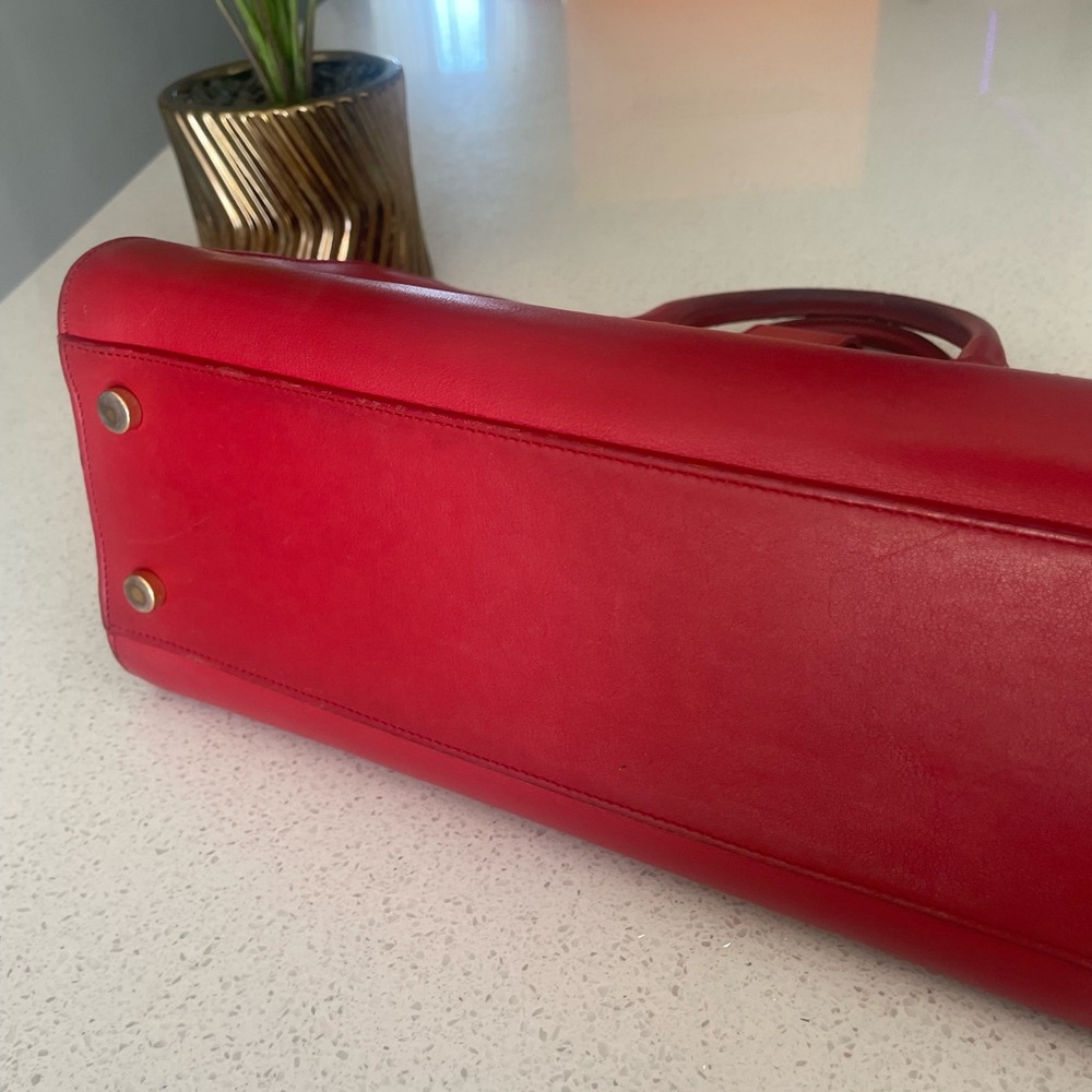Yves Saint Laurent Scarlet Satchel - Picture 9 of 10